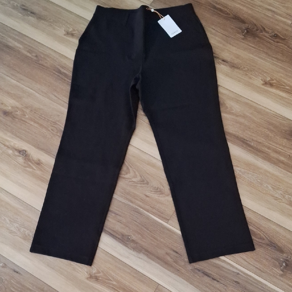 Quince Ultra-Stretch Ponte Bootcut Pants Black L NWT - Picture 2 of 5
